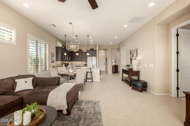 1805 N RED Cliff, Mesa, AZ 85207