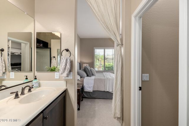 1805 N RED Cliff, Mesa, AZ 85207