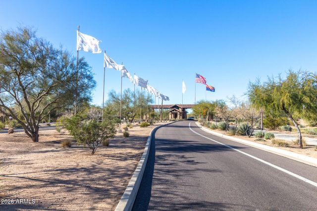 1805 N RED Cliff, Mesa, AZ 85207