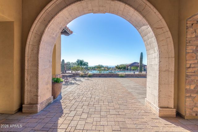 1805 N RED Cliff, Mesa, AZ 85207