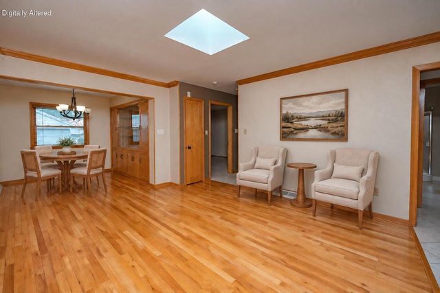 4212 N 95th STREET, Wauwatosa, WI 53222