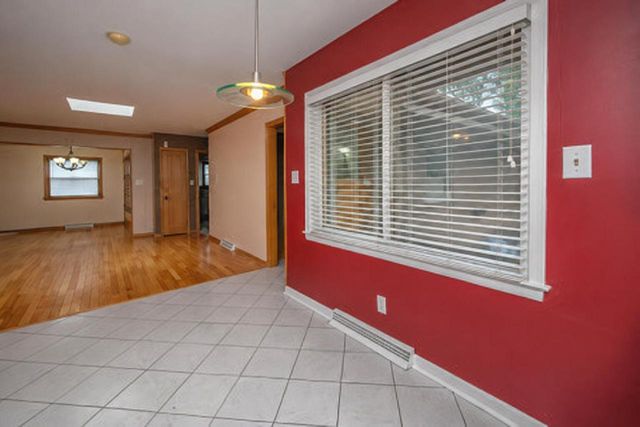 4212 N 95th STREET, Wauwatosa, WI 53222