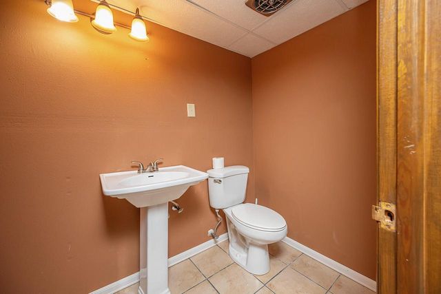 4212 N 95th STREET, Wauwatosa, WI 53222