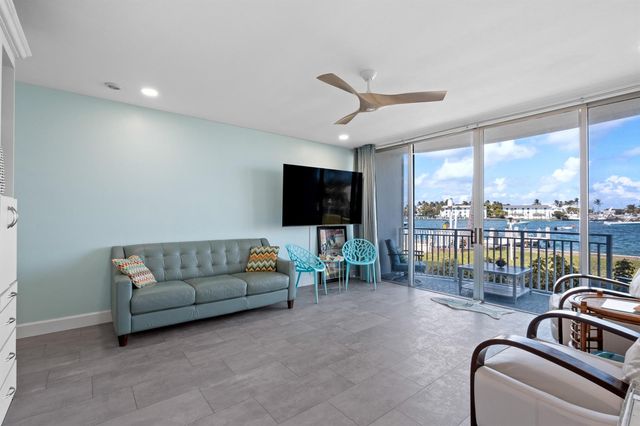 2508 Bay Drive Unit 105, Pompano Beach, FL 33062