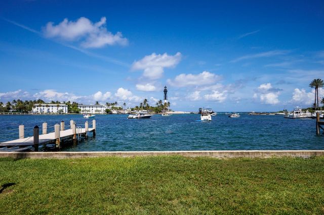 2508 Bay Drive Unit 105, Pompano Beach, FL 33062
