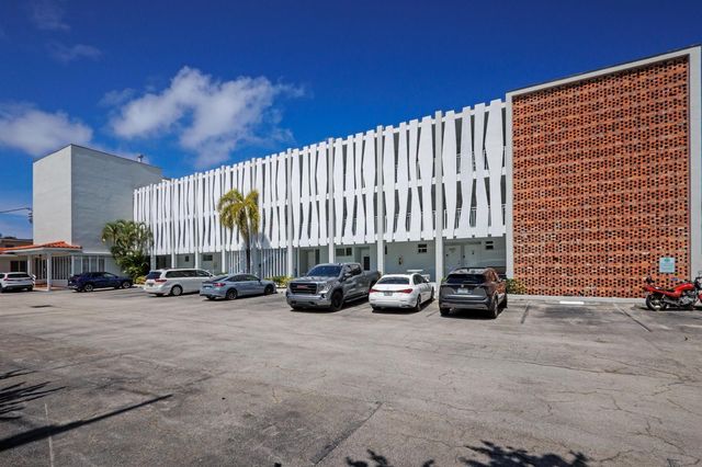 2508 Bay Drive Unit 105, Pompano Beach, FL 33062