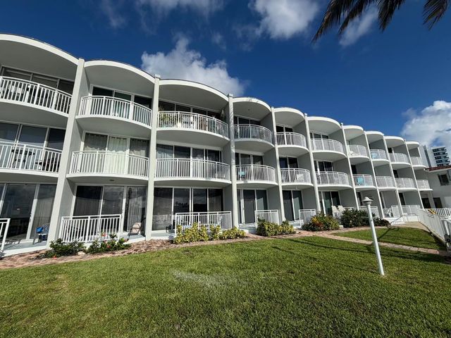 2508 Bay Drive Unit 105, Pompano Beach, FL 33062
