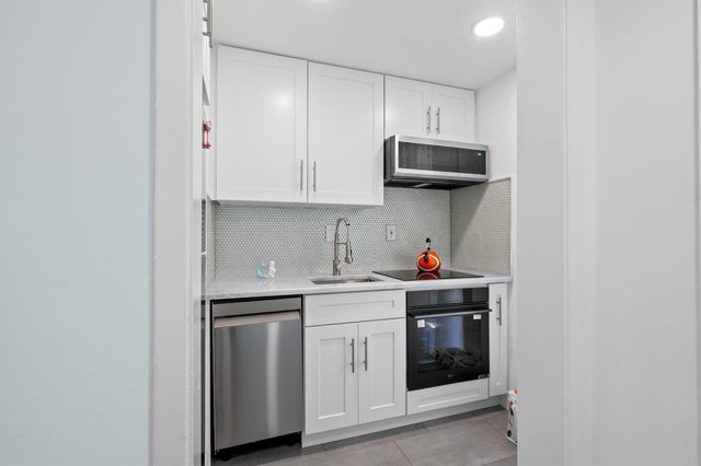 2508 Bay Drive Unit 105, Pompano Beach, FL 33062