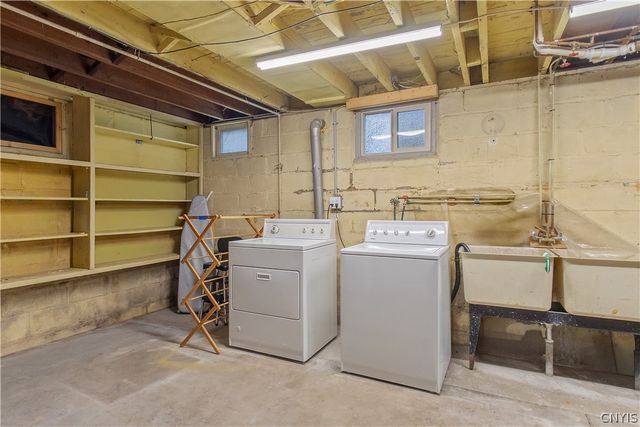 224 Lathrop Rd, Geddes, NY 13219