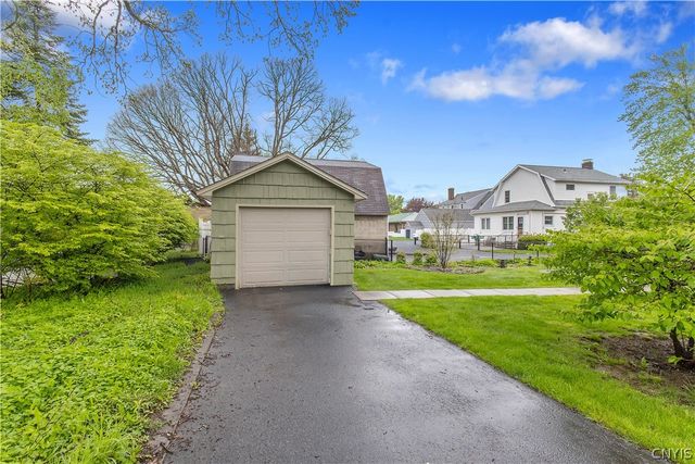 224 Lathrop Rd, Geddes, NY 13219