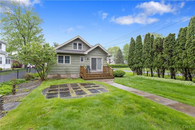 224 Lathrop Rd, Geddes, NY 13219