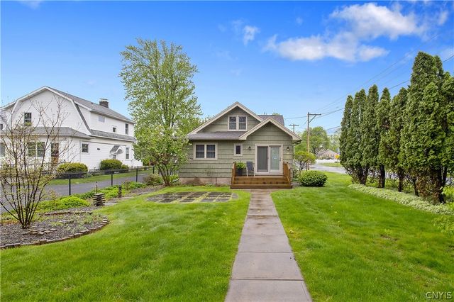 224 Lathrop Rd, Geddes, NY 13219