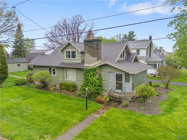 224 Lathrop Rd, Geddes, NY 13219