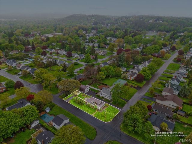 224 Lathrop Rd, Geddes, NY 13219