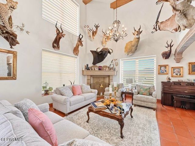 3 PASEO DE PAZ Lane, El Paso, TX 79932