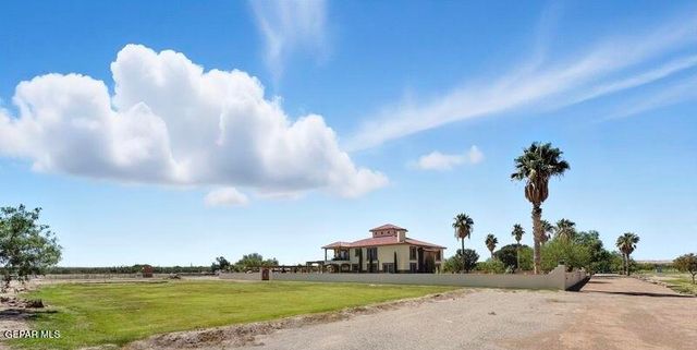 3 PASEO DE PAZ Lane, El Paso, TX 79932