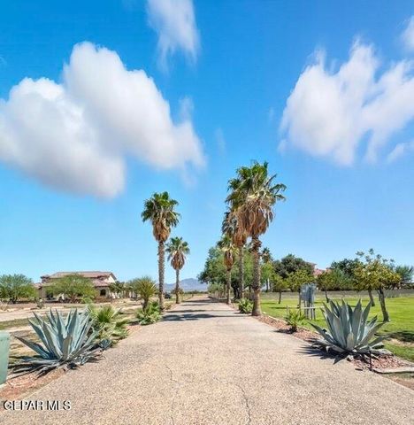 3 PASEO DE PAZ Lane, El Paso, TX 79932