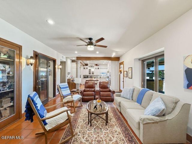 3 PASEO DE PAZ Lane, El Paso, TX 79932