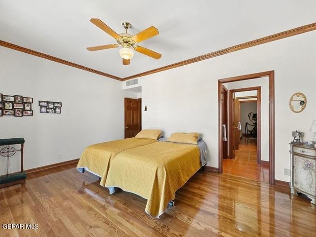 3 PASEO DE PAZ Lane, El Paso, TX 79932