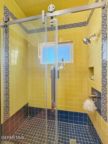 3 PASEO DE PAZ Lane, El Paso, TX 79932