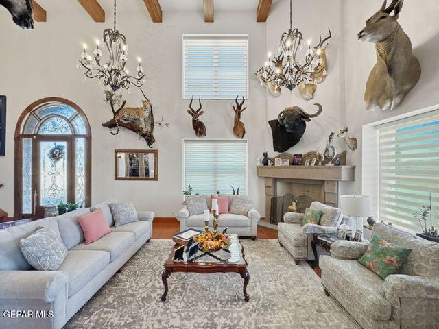 3 PASEO DE PAZ Lane, El Paso, TX 79932