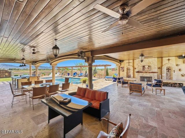 3 PASEO DE PAZ Lane, El Paso, TX 79932