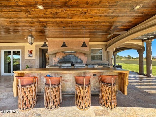 3 PASEO DE PAZ Lane, El Paso, TX 79932