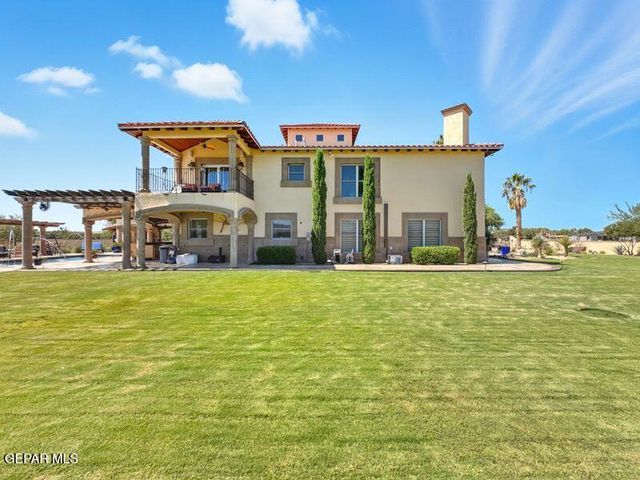 3 PASEO DE PAZ Lane, El Paso, TX 79932