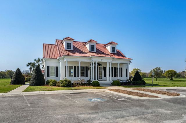 252 Craven St., Georgetown, SC 29440