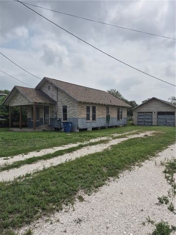 202 N Gregory St, Gregory, TX 78359