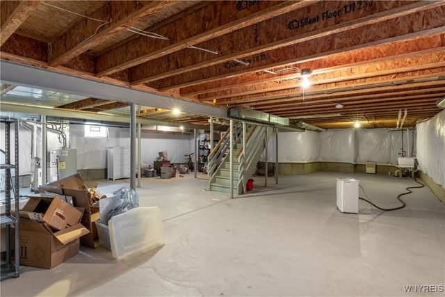 34 Glenfield Drive, West Seneca, NY 14224