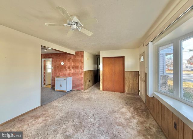 183 FORD AVE, West Deptford, NJ 08096