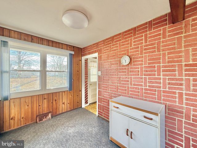 183 FORD AVE, West Deptford, NJ 08096