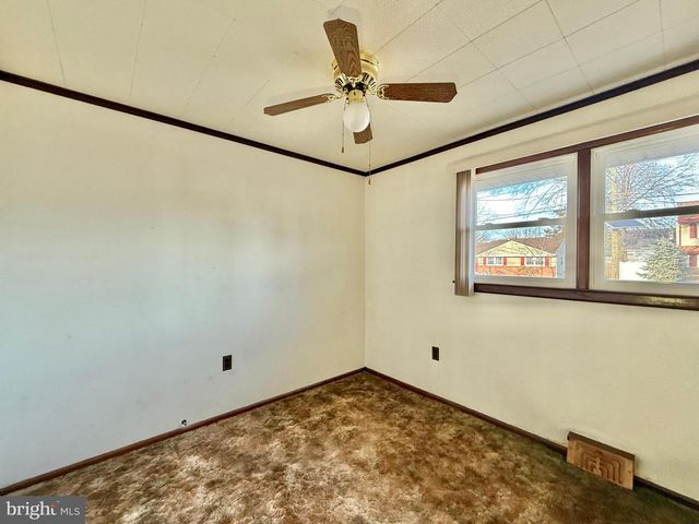 183 FORD AVE, West Deptford, NJ 08096