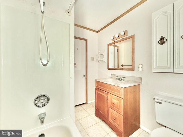 183 FORD AVE, West Deptford, NJ 08096