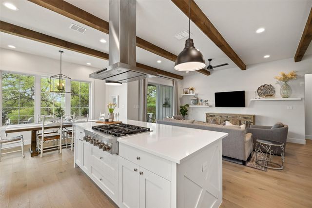 19601 Flying J BLVD 16, Spicewood, TX 78669