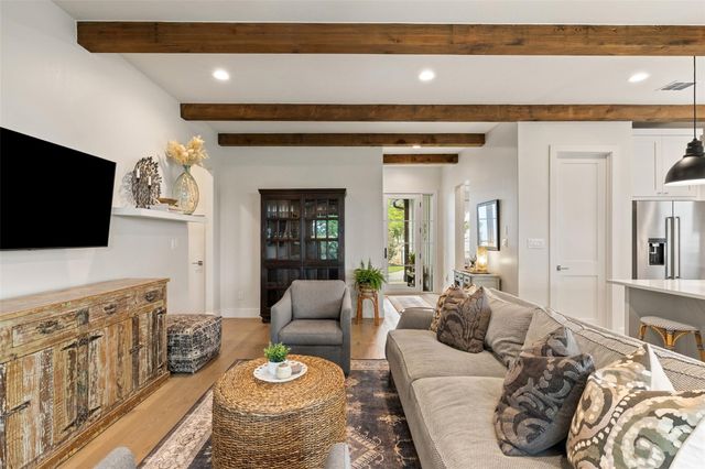 19601 Flying J BLVD 16, Spicewood, TX 78669