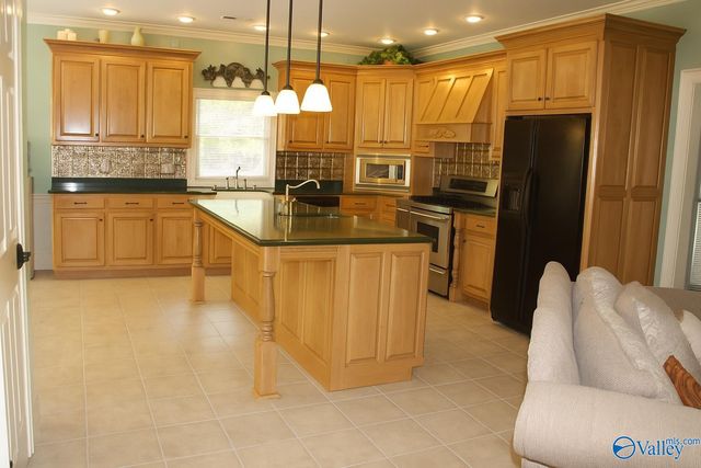 15615 Mcculley Mill Road, Athens, AL 35613