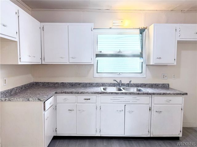 199 Hastings Avenue, Buffalo, NY 14215