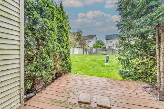 973 Mesa Drive, Lake In The Hills, IL 60156