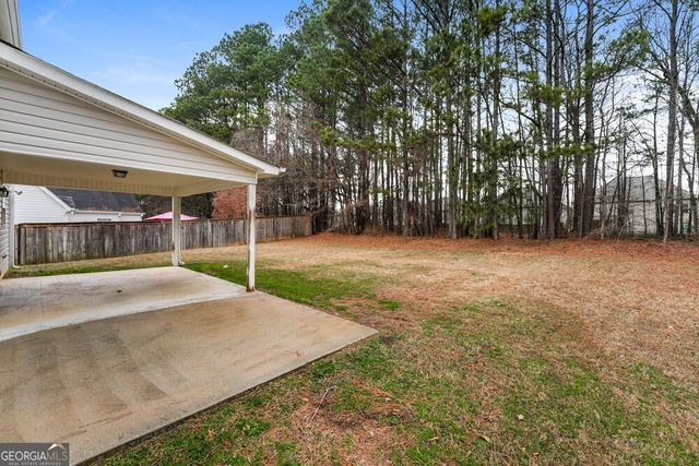 385 Shadowbrooke Circle, Loganville, GA 30052