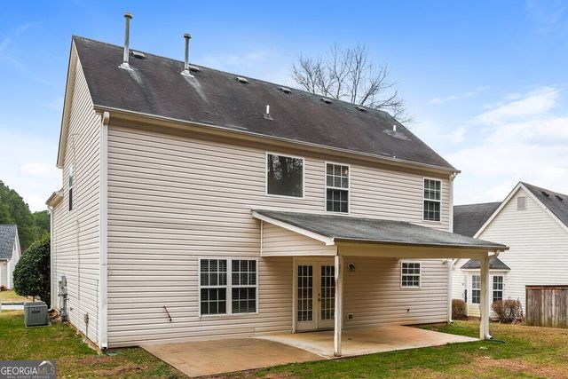 385 Shadowbrooke Circle, Loganville, GA 30052