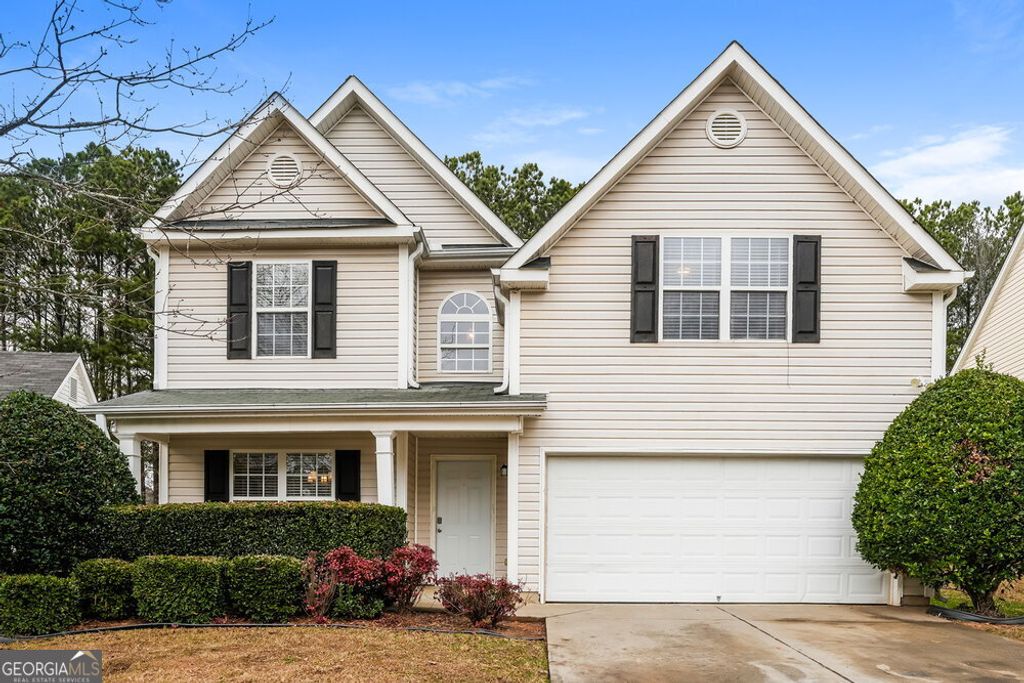 385 Shadowbrooke Circle, Loganville, GA 30052