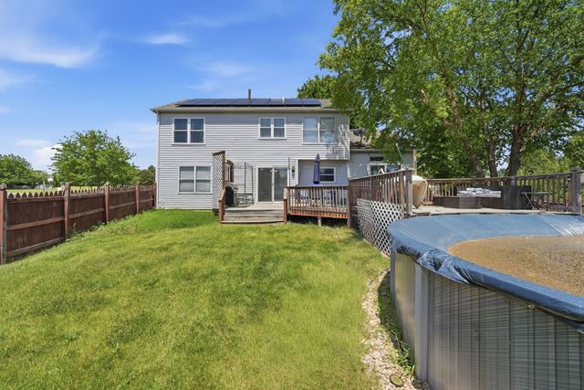 791 Brookline Street, South Elgin, IL 60177