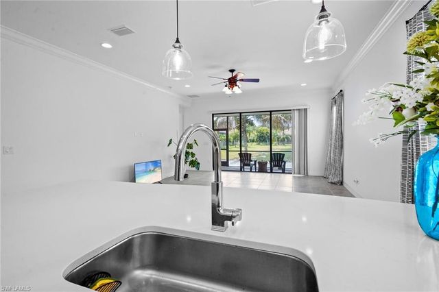 11536 Foxbriar LN, Fort Myers, FL 33913