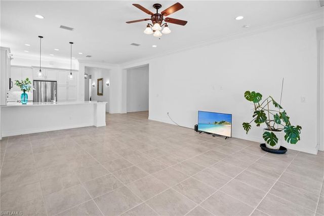 11536 Foxbriar LN, Fort Myers, FL 33913