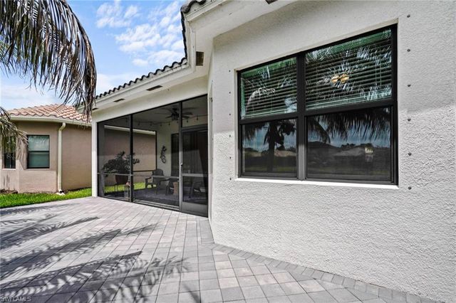 11536 Foxbriar LN, Fort Myers, FL 33913