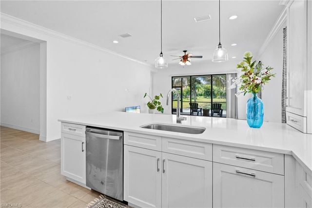 11536 Foxbriar LN, Fort Myers, FL 33913