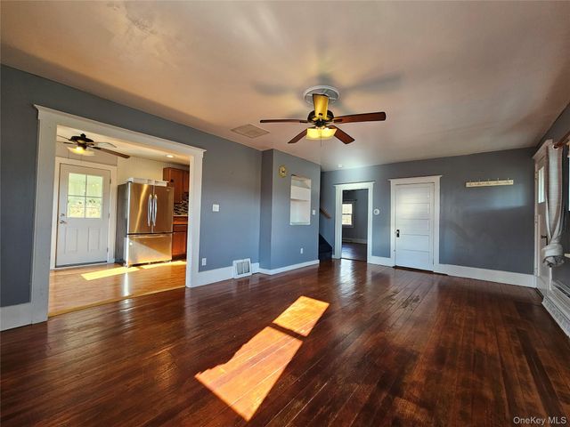 155 Pierce Circle, New Hampton, NY 10958