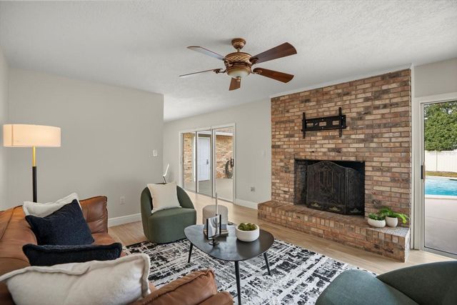 104 VALENCIA LOOP, Altamonte Springs, FL 32714